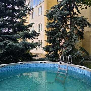 Продам 3кв. клубный дом с бассейном ж/к Усадьба, автономное газовое отопление,подвал, парковка, закрытый двор ЖК Усадьба