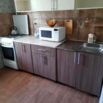 Полярна вул., 6