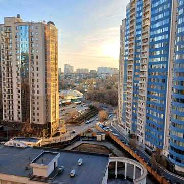 Продам 2-комнатную квартиру в ЖК 42 Жемчужина, Аркадия.