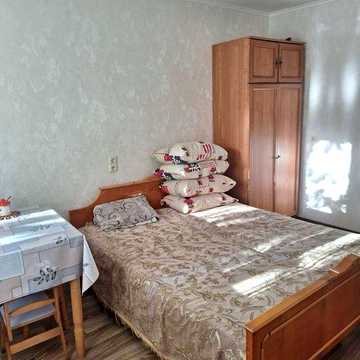 Сдам до лета квартиру на первом этаже