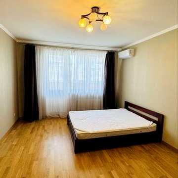 Оренда 1к 52м² ЖК Кассіопея Аболмасова 6 генератор 2 балкони, власна котельня