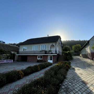 Продам будинок на західній Україні