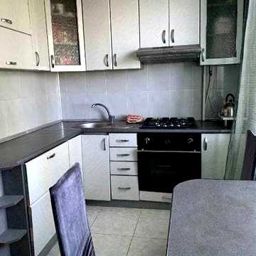 Продам 2 комн квартиру Новые Дома, м Армейская, ул Ощепкова 1 выс/5 с ремонтом, меб, техн.