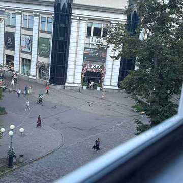 Ексклюзивна дворівнева видова квартира у центрі Полтави / ЦУМ