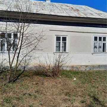 Продам хату в бурштині