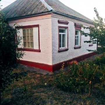 Цегляний будинок в місті Гребінка Полтавська обл.