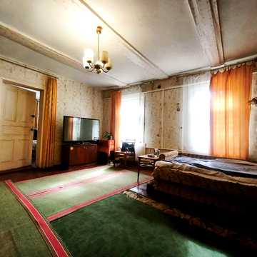 Народного Руху вул. (Ціолковського), 8