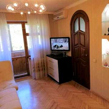 Затишна 3-к. квартира з гарним ремонтом біля метро Берестейська м.Київ,вул. Миколи Василенко,4,оф.2%,60 000$
