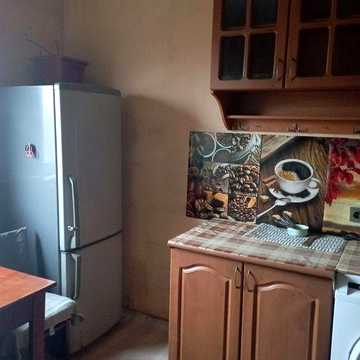 Здається будиночок на лівому березі.