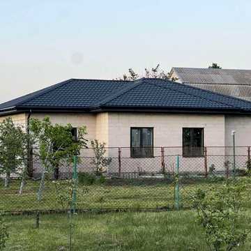Продам будинок в дачному кооперативі,в місті Дніпро.