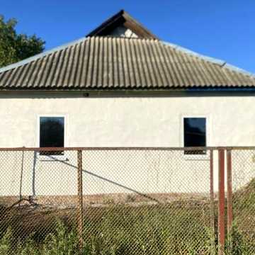Продам приватизований будинок в м. Березань
