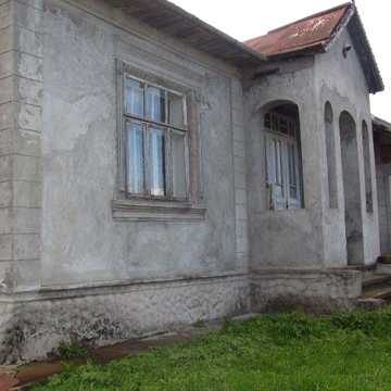 Продам 4 кімнатни будинок 35 км від Чернівців ,село Ржавенці