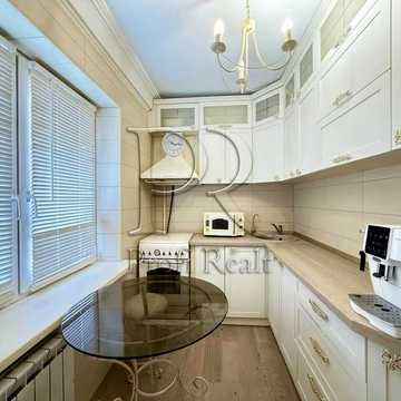 Продаж 2к квартири з ремонтом | м. Васильківська, Голосіївський парк