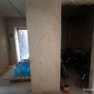 Ціну ЗНИЖЕНО Продаж 2 кімн Квартири пл.Корятовича