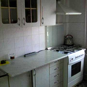 Сдам свою 1-но комнатную квартиру (не менее 6-ти месяцев).