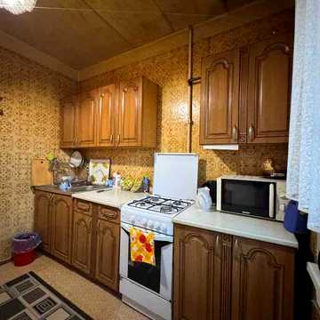 Продам просторную 3-к квартиру Тополь 1 Запорожское шоссе Подстанция
