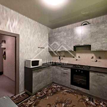Продаж 2-кімнатна квартира, з ремонтом ( Дружба )