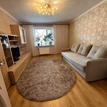 Продам 2-х квартиру з автоном опаленням