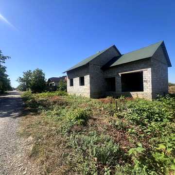 Продаж недобудови з комунікаціями в жилому районі