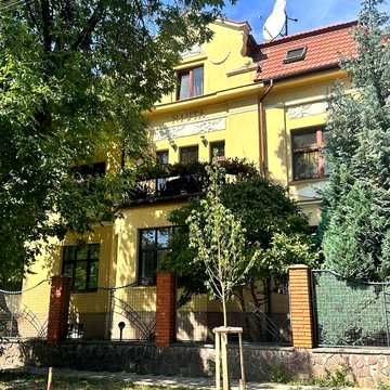 Продаж ЕКСКЛЮЗИВНОЇ 2-кім. квартири вул. Гіпсова (район вулиць Чупринки, Залізняка, Антоновича, Коновальця)