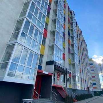 продам 2 к.кв в новострое