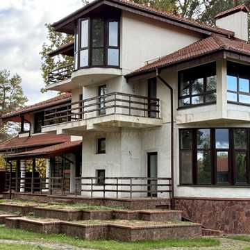 Пашківська вул., 10