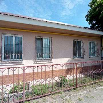 Терміново!Продам 2к кВ Центральний ринок в/у, гараж,23000$торг ЖК жилкоп