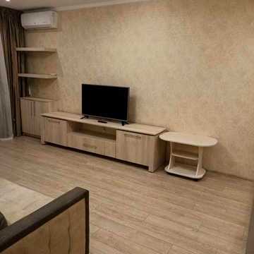 Сдаю 1к Нагорный Центр