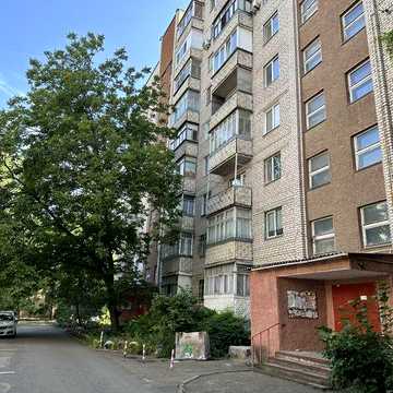 «Продам 1 комнатную квартиру «чешку» в центре города ул. 3 Слободская(Дзержинского) пр.Центральный