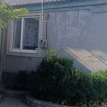 Задам  будынок на короткий термін