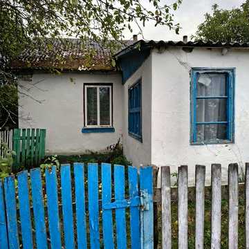 Будинок в селі, хатина