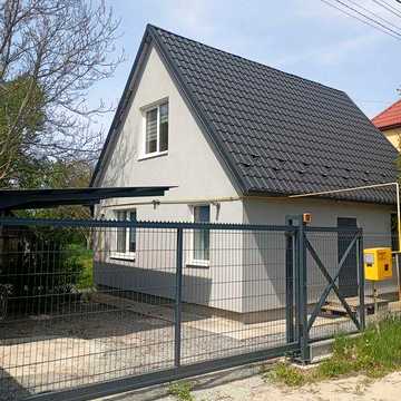 Сімейний будинок затишна локація парковка власний двір для сімейних людей кільцева дорога