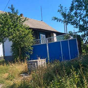 Продам дом под разбор.