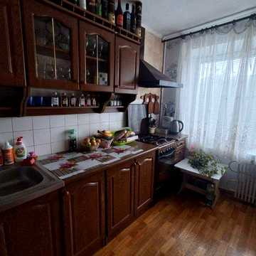 Продаться 2 кімнатна квартира мікрорайон Жовтневий, район Сільпо