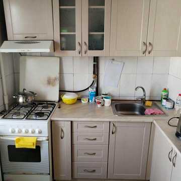 Продам 2х комнатную квартиру пр. Гагарина, пр. Науки