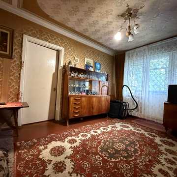 Продам квартиру 2-х кімнатну, проспект Відрадний,38