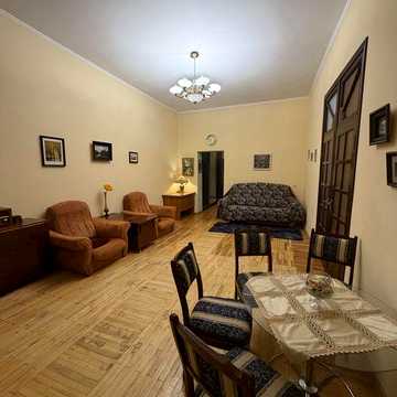 Простора квартира у центрі Вінниці