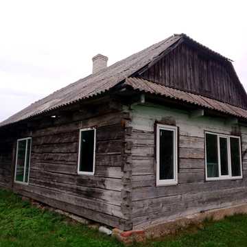 Будинок дерев'яний.Без ділянки!