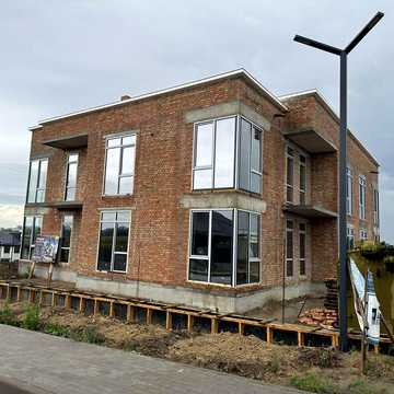 Квартира в новобудові. Будинок на 8 квартири