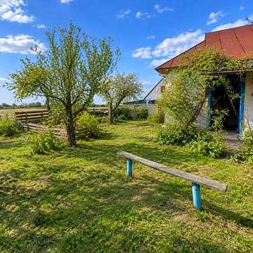 Земельна ділянка з старим будинком с.Мала Вільшанка