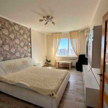 45кв.- Таїрова Чикаленка/ Корольова, поруч Бастма, будинок 2015р, укриття, поверх 13/16