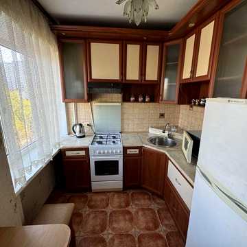 Продаж двокімнатної квартири на 3-й Слобідській, пр. Центральний