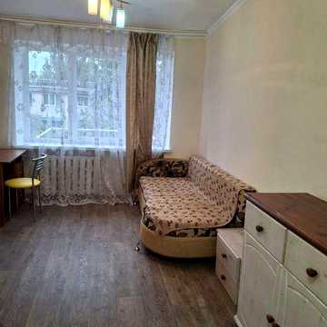 Сдам однокомнатную квартиру/ студию Героев Крут/ Гайдара!