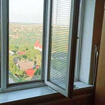 Власник, 2 кім секція пр. Грушевського 76