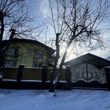 Продається будинок в тихому місті