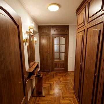 продам 3х кімнатну квартиру вул.Пісаржевського, 8