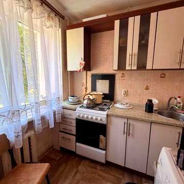 Продам 3 комнатную квартиру на Парковой на комфортном этаже