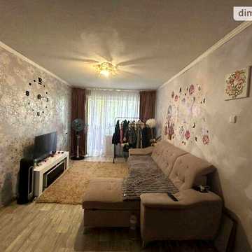 Продаж 2к Квартира Федора Караманиць (Ватутіна) вулиця