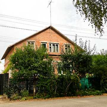 Продаж 3к Дім Центральна вулиця
