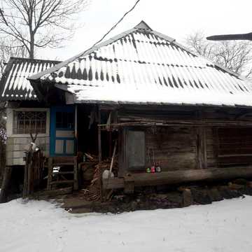 Продам Будинок  в Корпатах